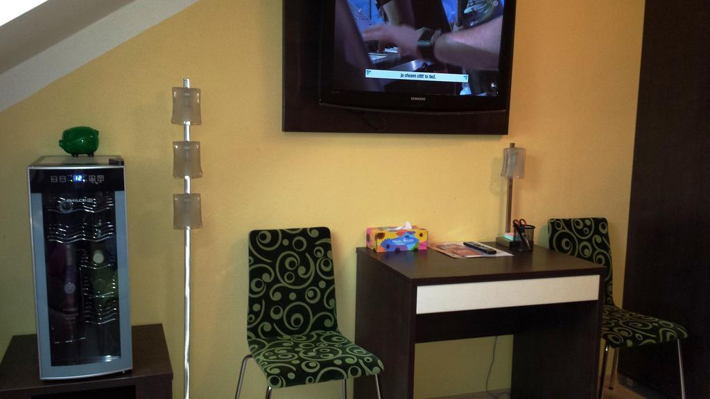 Free Apartman Bešeňová Szoba fotó