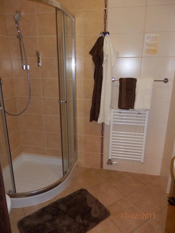 Free Apartman Bešeňová Szoba fotó