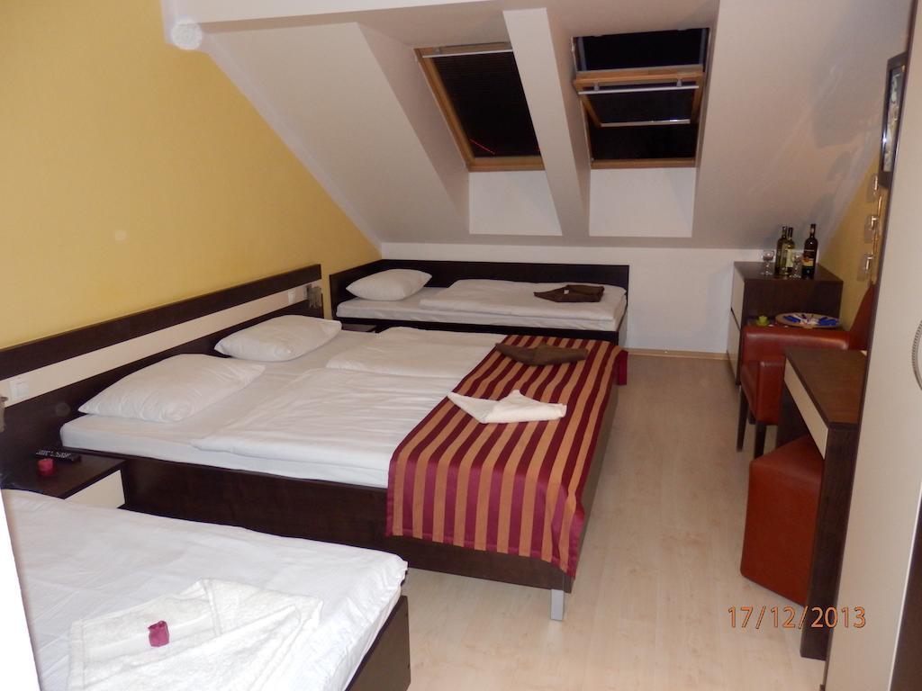 Free Apartman Bešeňová Szoba fotó